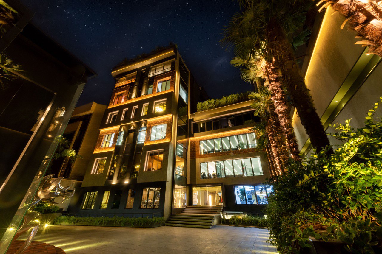 دفتر آژانس تبلیغاتی ققنوس